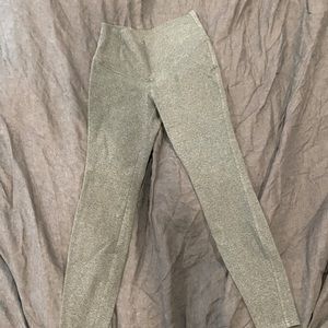 NWOT Grey Thyme Maternity Leggings.  Size small.